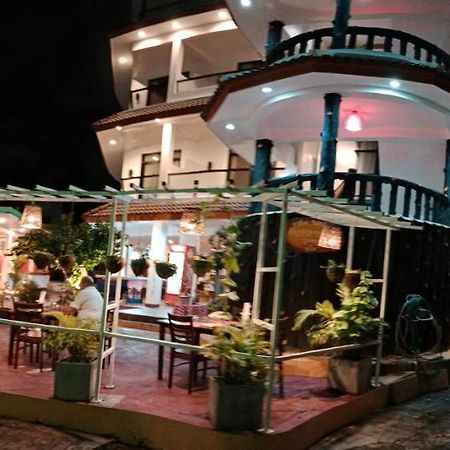 La Capannina Hotel Patong Exterior photo